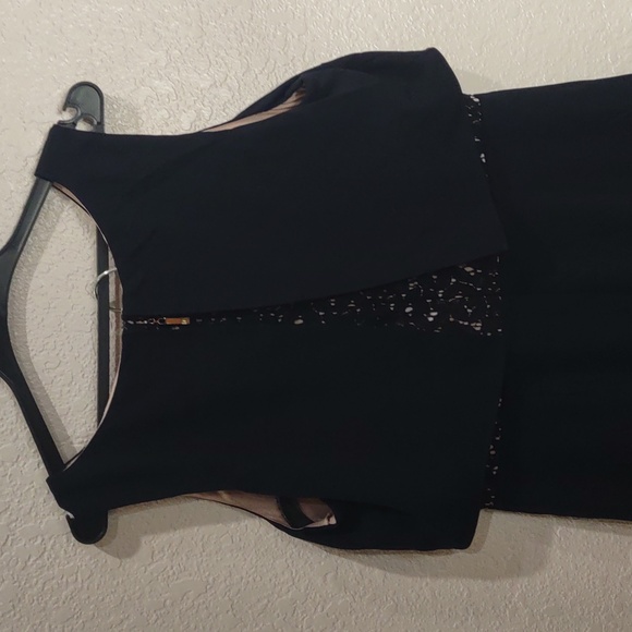 IVANCA TRUMP DRESS. - Picture 6 of 15